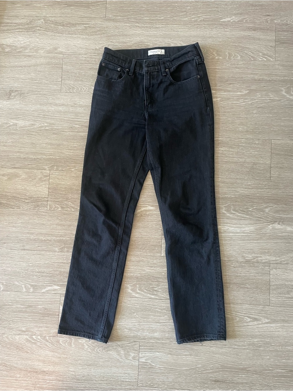 Abercrombie & Fitch Black straight leg midrise jeans 27 Long